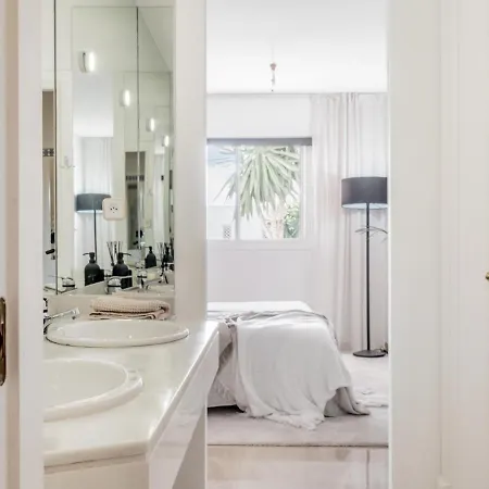 Apartment Jardines De Andalucia Bright 2 Bedroom Marbella