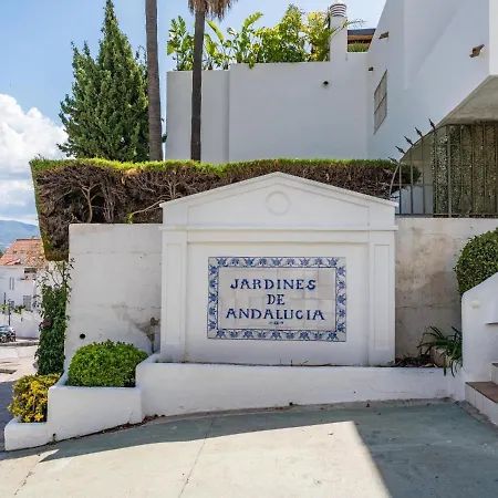 Jardines De Andalucia Bright 2 Bedroom Apartment
