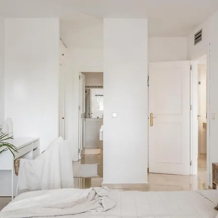 Jardines De Andalucia Bright 2 Bedroom Marbella